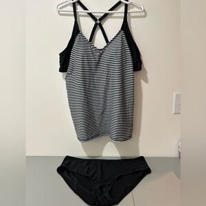 Women’s 2pc tankini swimsuit, size 2X, NWOT